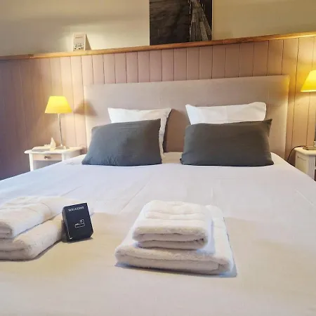 Le Vieux Presbytere بيت للعطل *