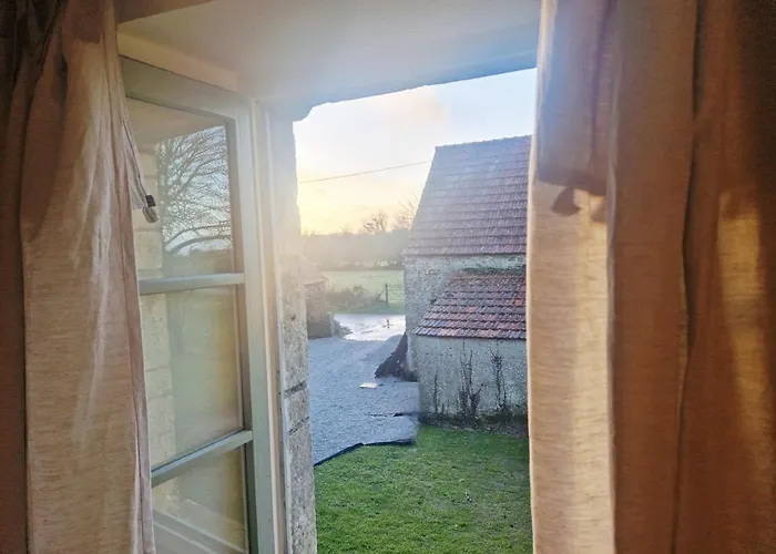 Le Vieux Presbytere Beaubigny